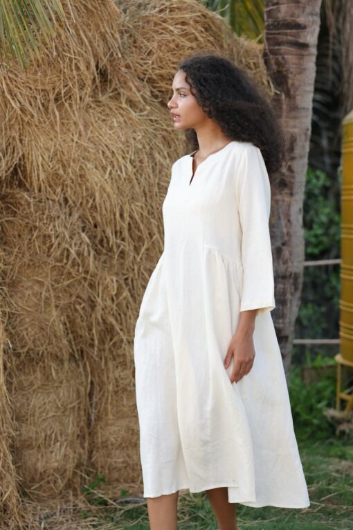 ZOE The Epitome of Effortless Elegance - Your Perfect Linen Dress for Every Occasion