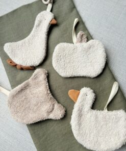 Adorable Pacifier Clip and Blanket Holder for Baby's Comfort and Style
