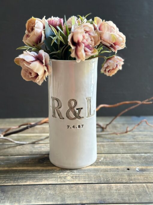 Personalized Anniversary Vase Celebrate Your Love with a Custom Engraved Keepsake