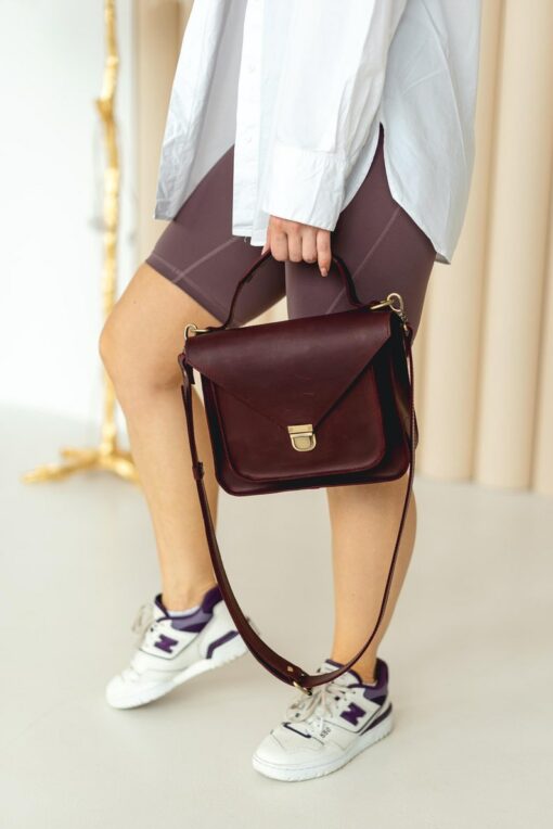 Personalized Leather Satchel The Perfect Everyday Companion for Stylish Women