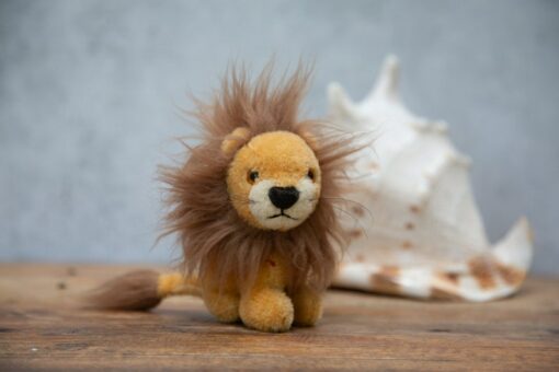 Vintage Steiff Lion Cub A Timeless Treasure with Classic Charm