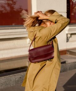 Burgundy Minimalist Shoulder Purse The Epitome of Elegance and Style