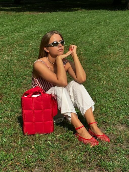 Quilted PILLOW PUFFER Laptop Bag The Essential MacBook Carrier in Vibrant Red