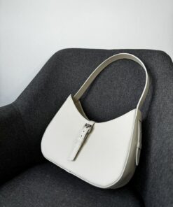 Personalized Leather Shoulder Bag The Perfect Everyday Companion for Her
