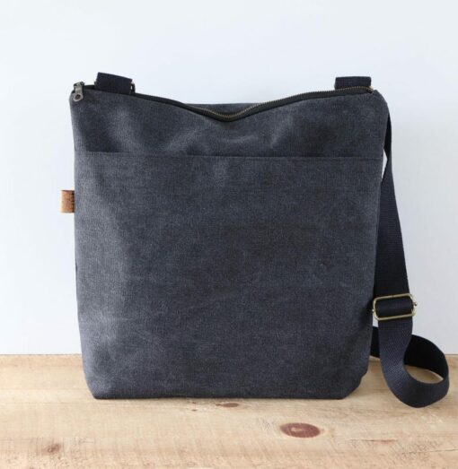 Spacious and Durable Crossbody Canvas Bag Your Perfect Companion for Everyday Adventures