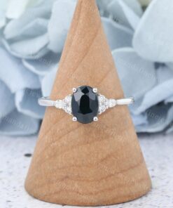 Vintage Oval Teal Sapphire Engagement Ring A Timeless Treasure for Your Special Day